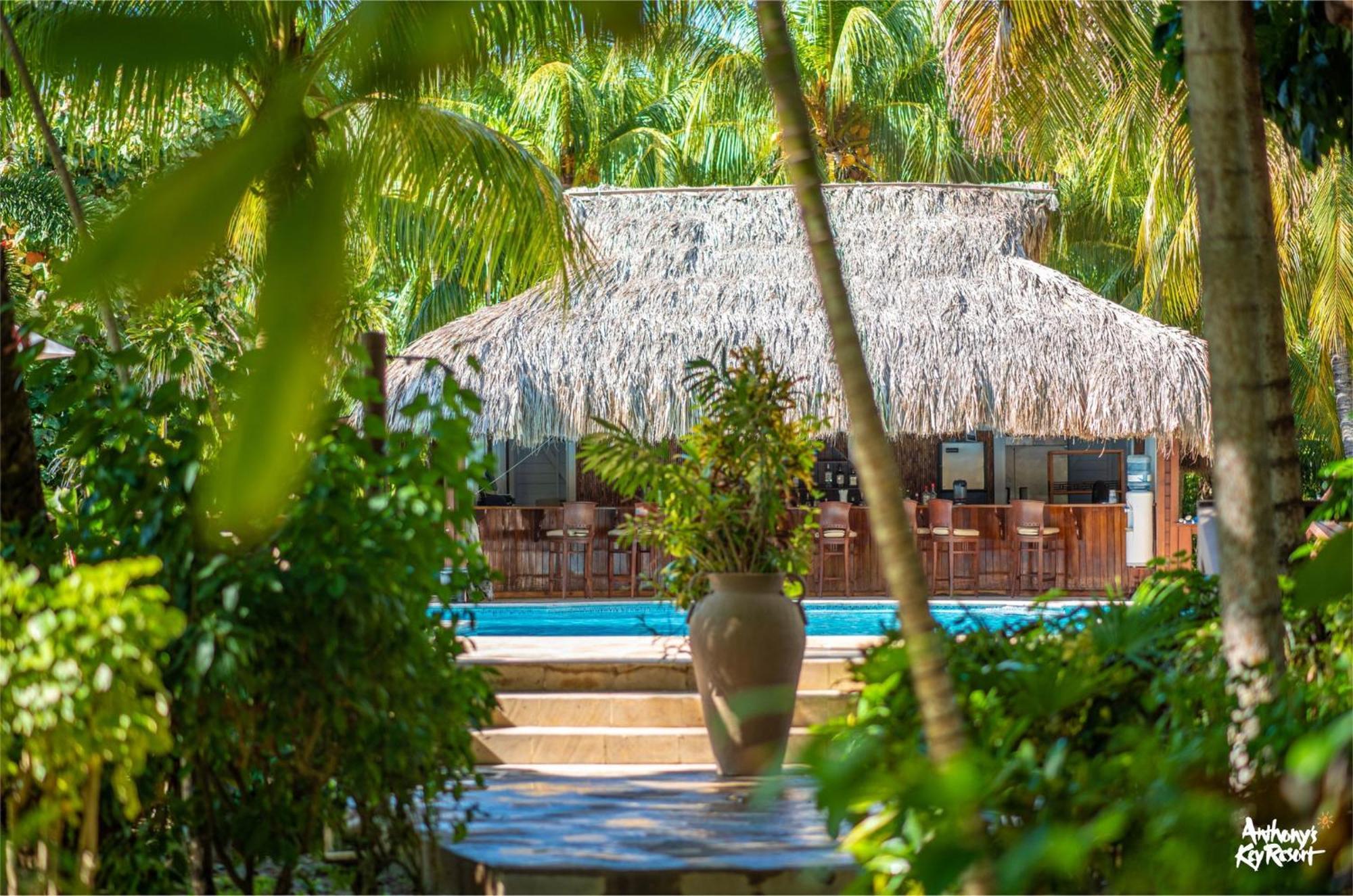 Anthony'S Key Resort Сэнди-Бей Экстерьер фото